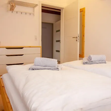 Am Ufer An Der Müritz Apartment *