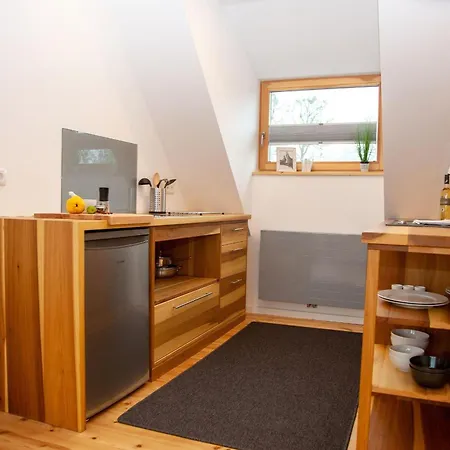 Ferienwohnung-am-ufer-an-der-mueritz *